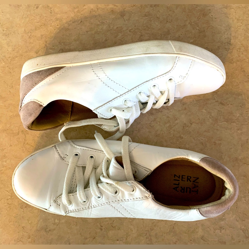 Naturalizer “Morrison Lace-Up Fashion Sneaker” | Women’s Size 10